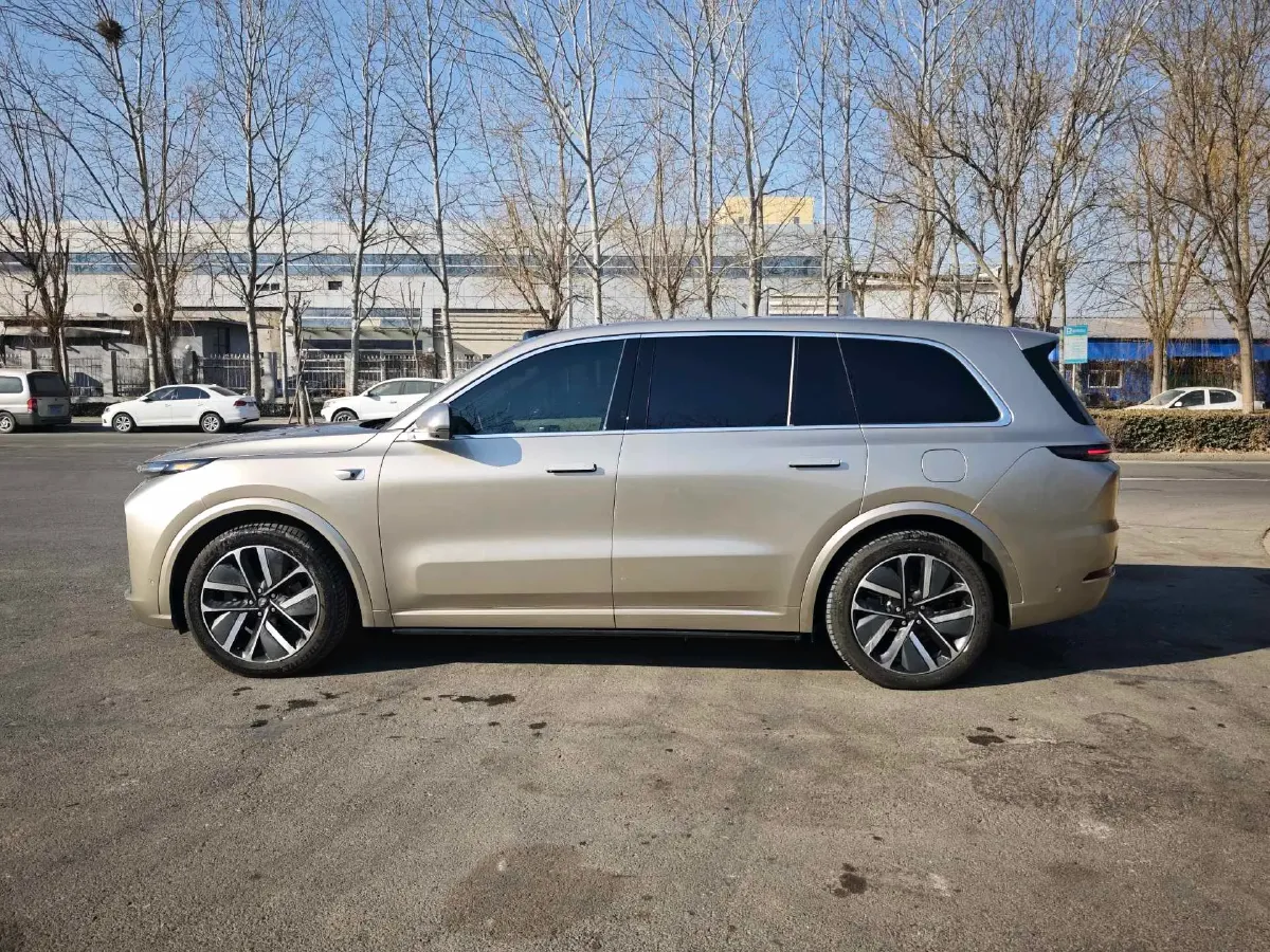 2024 Li L9 Range Extended 154HP REEV 52.3KWH,autocango,china used car exporter,china ev exporter,chinese used car exporter,chinese used ev exporter