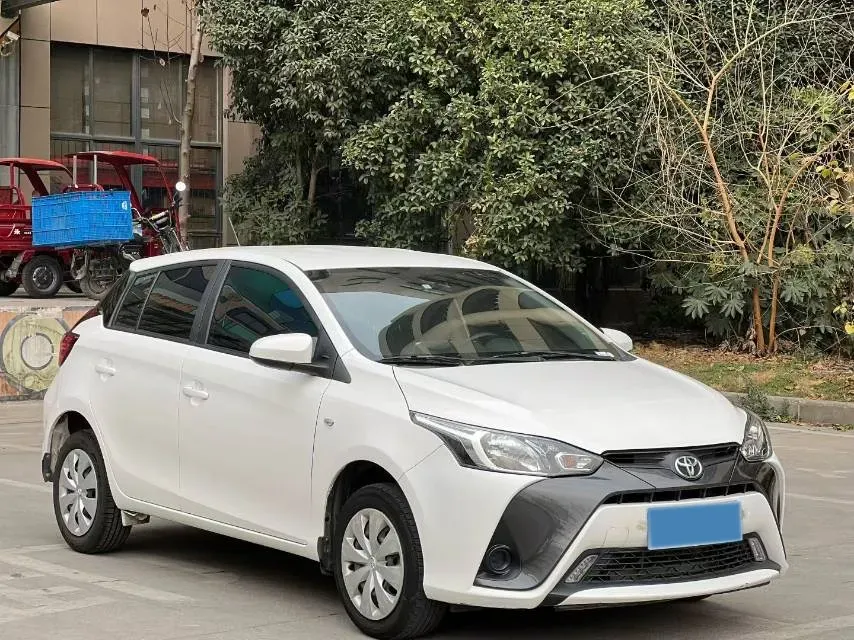 2017 Toyota Yaris L 1.5L 107HP L4 CVT,autocango,china used car exporter,china ev exporter,chinese used car exporter,chinese used ev exporter