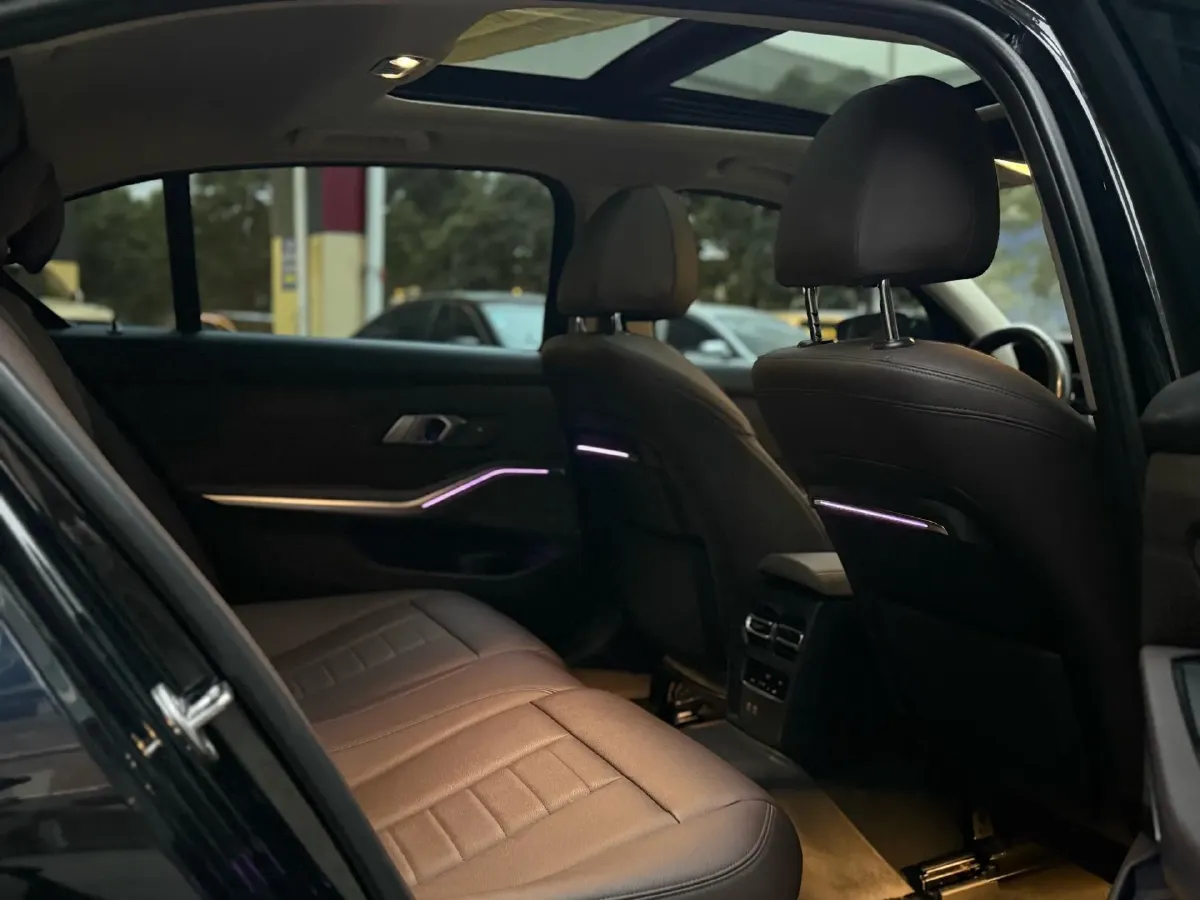 2020 BMW 3 Series 2.0T 184HP L4 8AT,autocango,china used car exporter,china ev exporter,chinese used car exporter,chinese used ev exporter