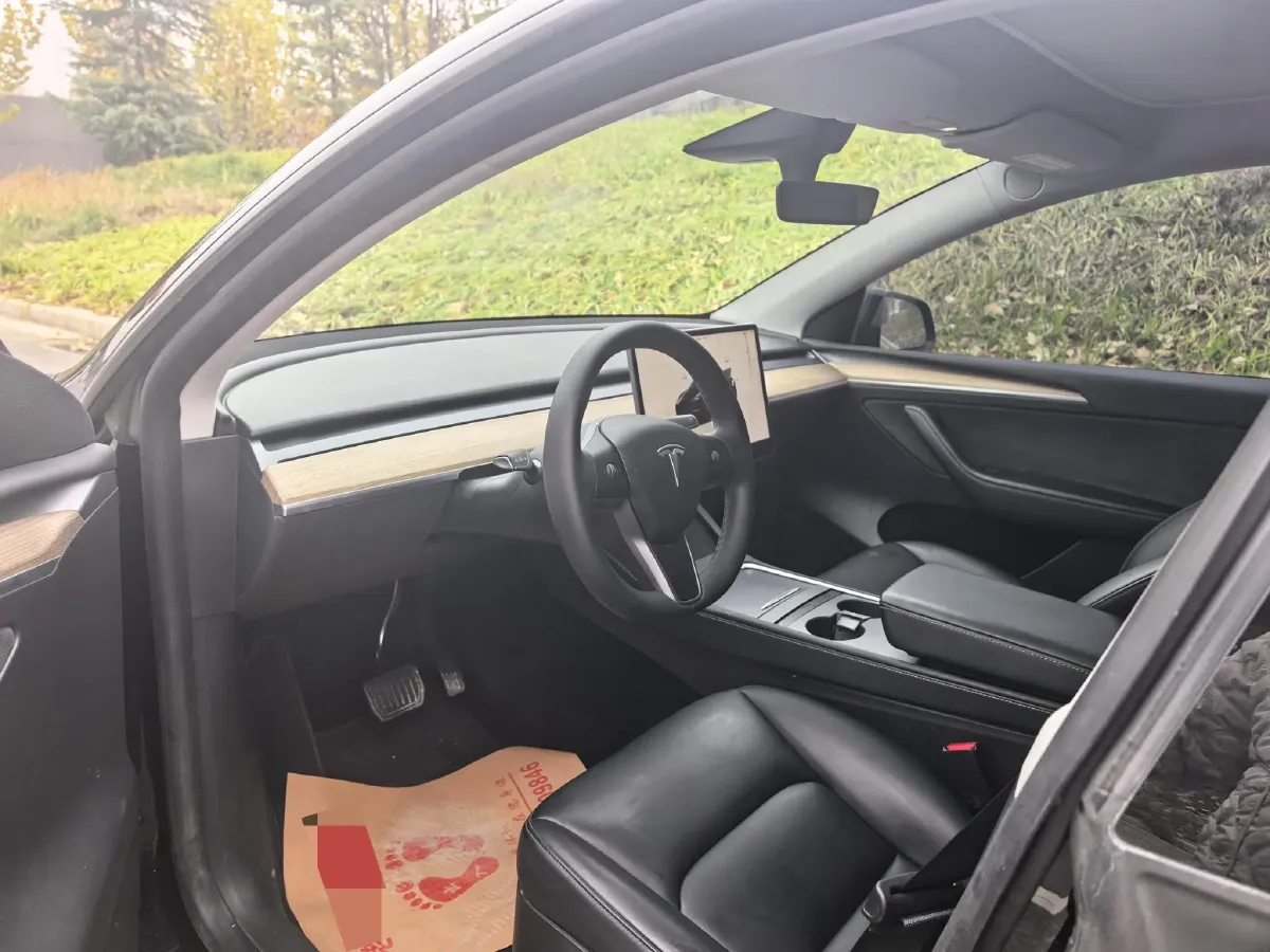 2022 Tesla Model Y BEV 60KWH,autocango,china used car exporter,china ev exporter,chinese used car exporter,chinese used ev exporter