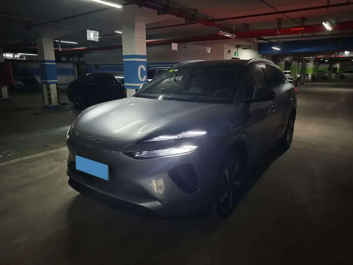 2025 LanDian E5 PLUS 1.5L 95HP L4 E-CVT PHEV