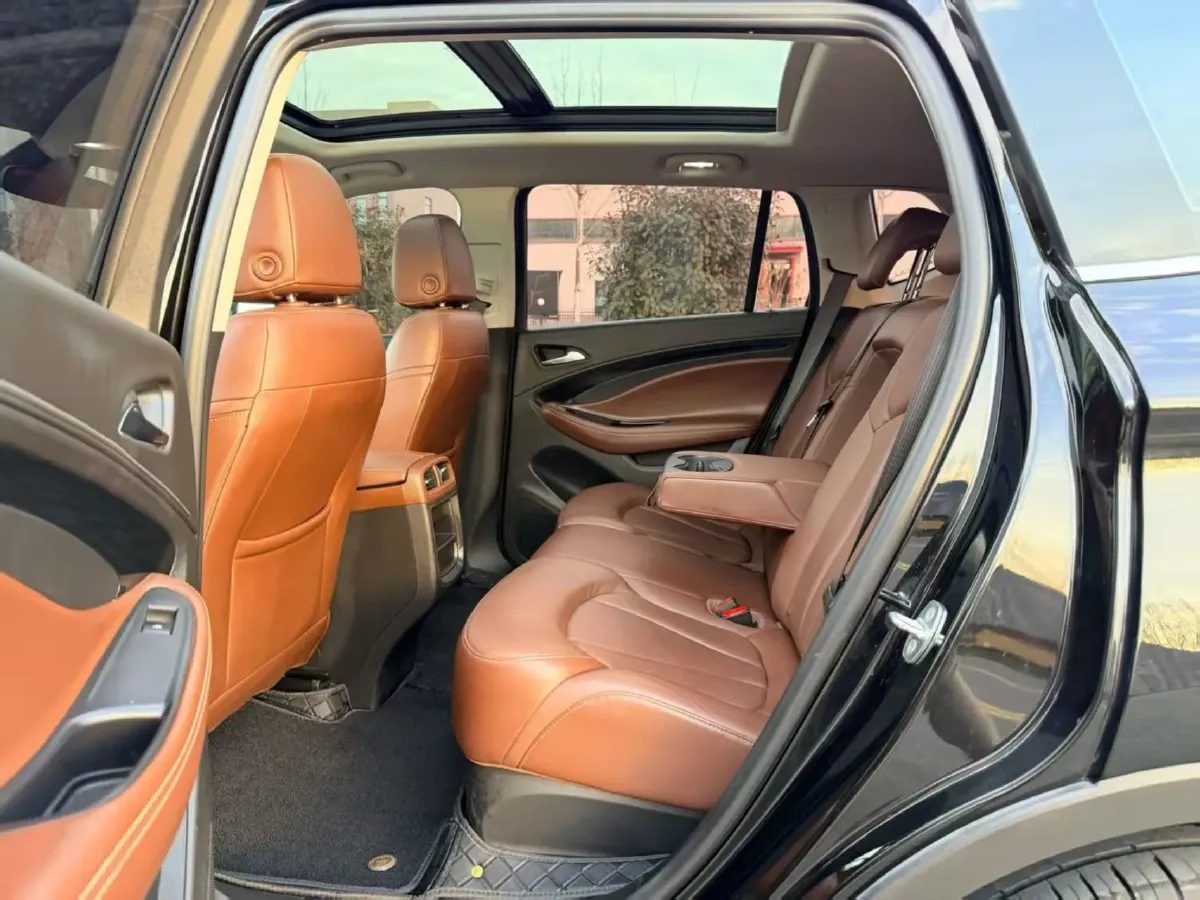 2021 Buick EnvisionPlus 1.5T 169HP L4 7DCT,autocango,china used car exporter,china ev exporter,chinese used car exporter,chinese used ev exporter