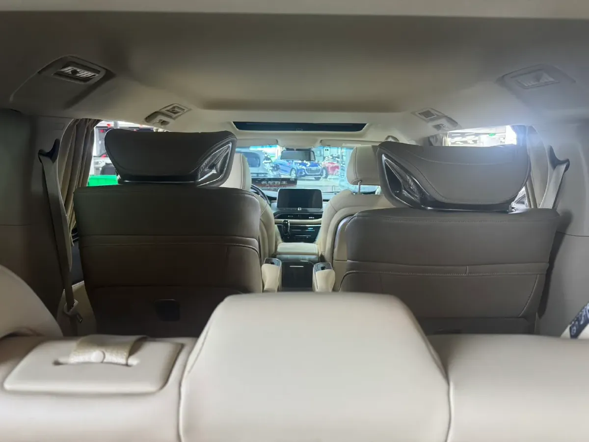 2023 Buick GL8 2.0T 237HP L4 9AT,autocango,china used car exporter,china ev exporter,chinese used car exporter,chinese used ev exporter