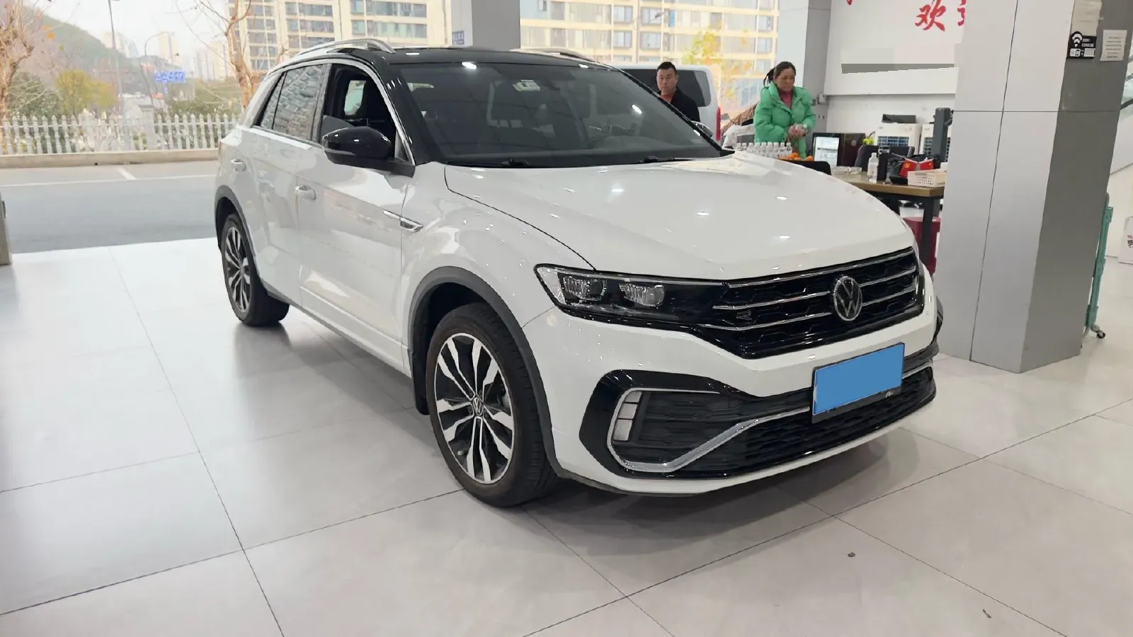 2021 Volkswagen T-Roc 1.4T 150HP L4 7DCT,autocango,china used car exporter,china ev exporter,chinese used car exporter,chinese used ev exporter