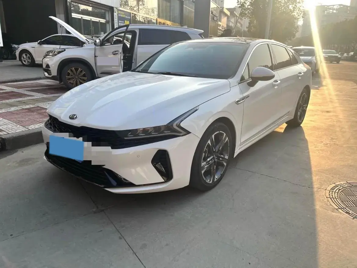 2020 Kia K5 1.5T 170HP L4 7DCT