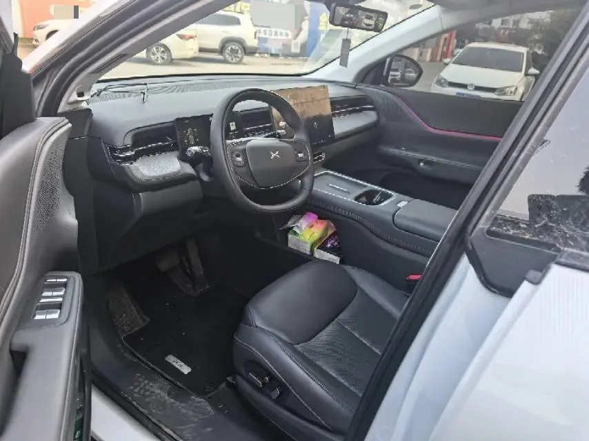 2025 Xpeng G6 BEV 68.5KWH,autocango,china used car exporter,china ev exporter,chinese used car exporter,chinese used ev exporter