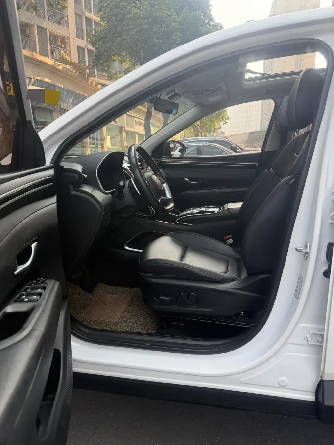 2021 Hyundai Tucson 1.5T 200HP L4 7DCT,autocango,china used car exporter,china ev exporter,chinese used car exporter,chinese used ev exporter