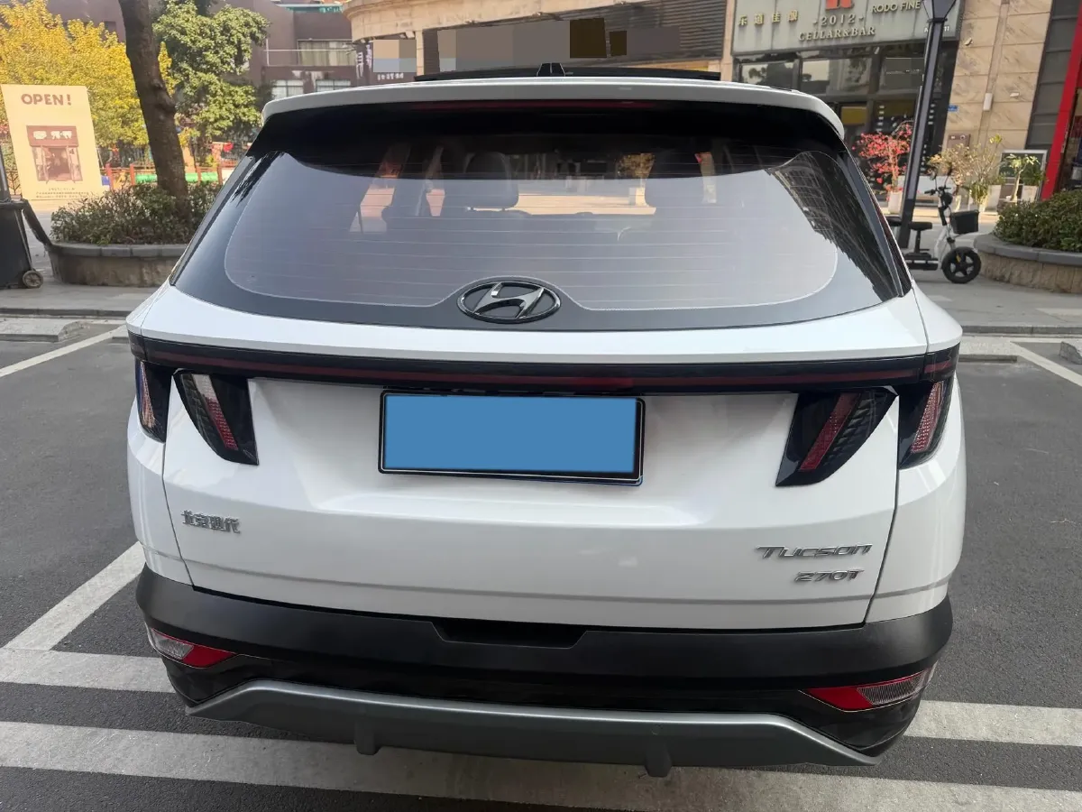 2021 Hyundai Tucson 1.5T 200HP L4 7DCT,autocango,china used car exporter,china ev exporter,chinese used car exporter,chinese used ev exporter