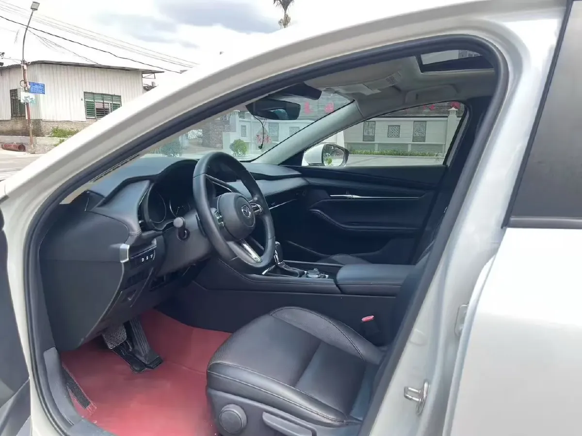 2021 Mazda 3 Axela 2.0L 158HP L4 6AT,autocango,china used car exporter,china ev exporter,chinese used car exporter,chinese used ev exporter