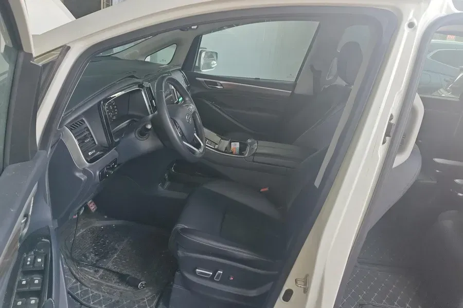 2021 GAC Trumpchi M8 2.0T 252HP L4 8AT,autocango,china used car exporter,china ev exporter,chinese used car exporter,chinese used ev exporter