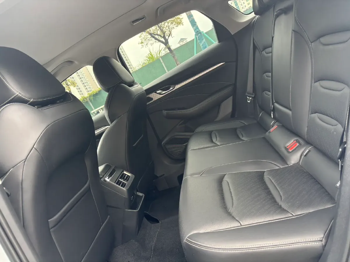 2021 Geely Preface 2.0T 190HP L4 7DCT,autocango,china used car exporter,china ev exporter,chinese used car exporter,chinese used ev exporter