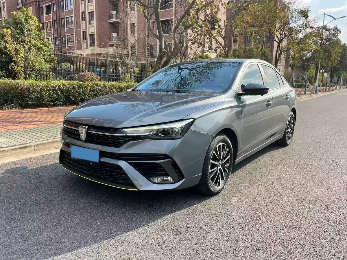 2021 Roewe i5 1.5L 120HP L4 CVT