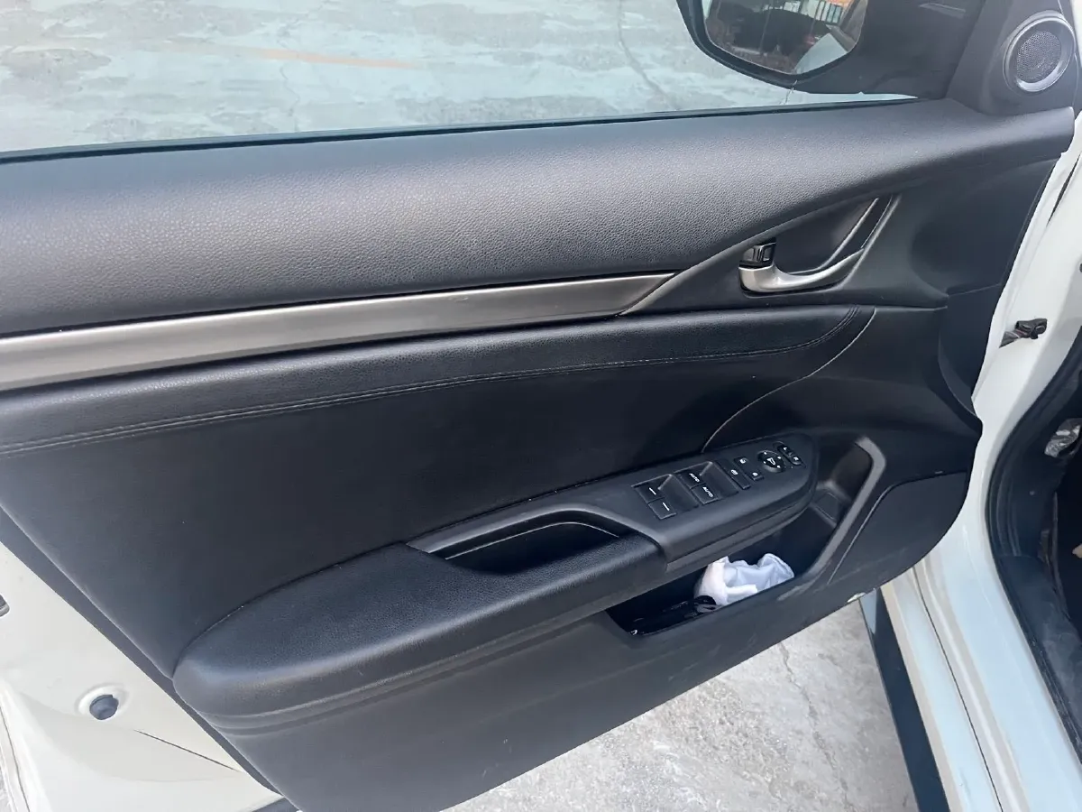 2021 Honda Civic 1.5T 177HP L4 CVT,autocango,china used car exporter,china ev exporter,chinese used car exporter,chinese used ev exporter