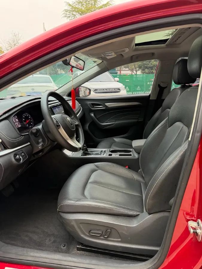 2020 Roewe i6 1.6L 125HP L4 CVT,autocango,china used car exporter,china ev exporter,chinese used car exporter,chinese used ev exporter