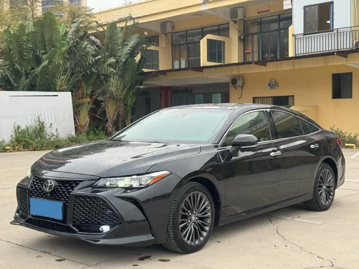 2019 Toyota Avalon 2.0L 178HP L4 CVT