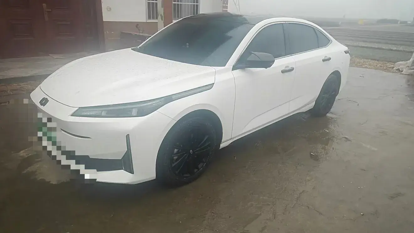 2025 ChangAn QiYuan A05 1.5L 98HP L4 E-CVT PHEV 18.4KWH