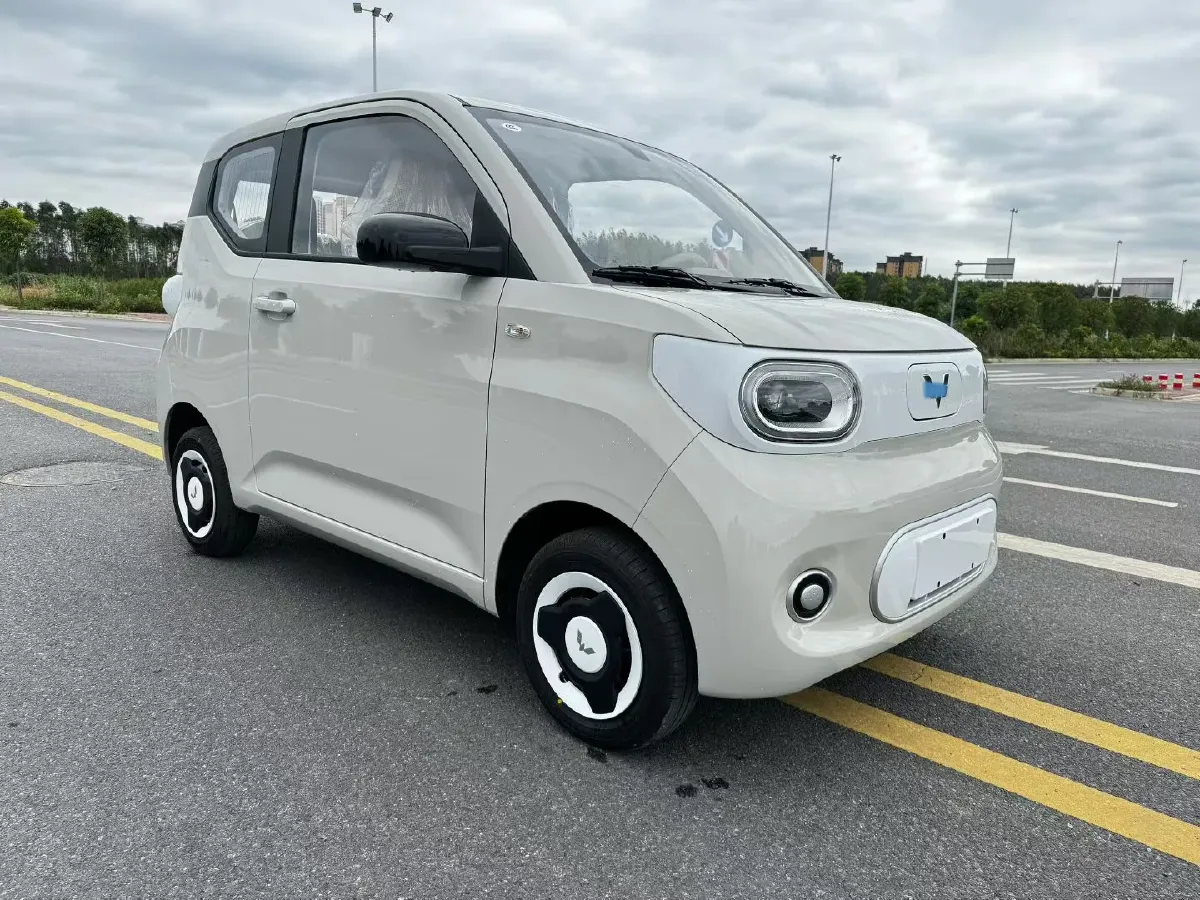 2024 WuLing HongGuang MINI EV BEV 17.3KWH,autocango,china used car exporter,china ev exporter,chinese used car exporter,chinese used ev exporter