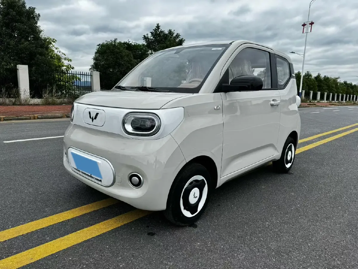 2024 WuLing HongGuang MINI EV BEV 17.3KWH,autocango,china used car exporter,china ev exporter,chinese used car exporter,chinese used ev exporter