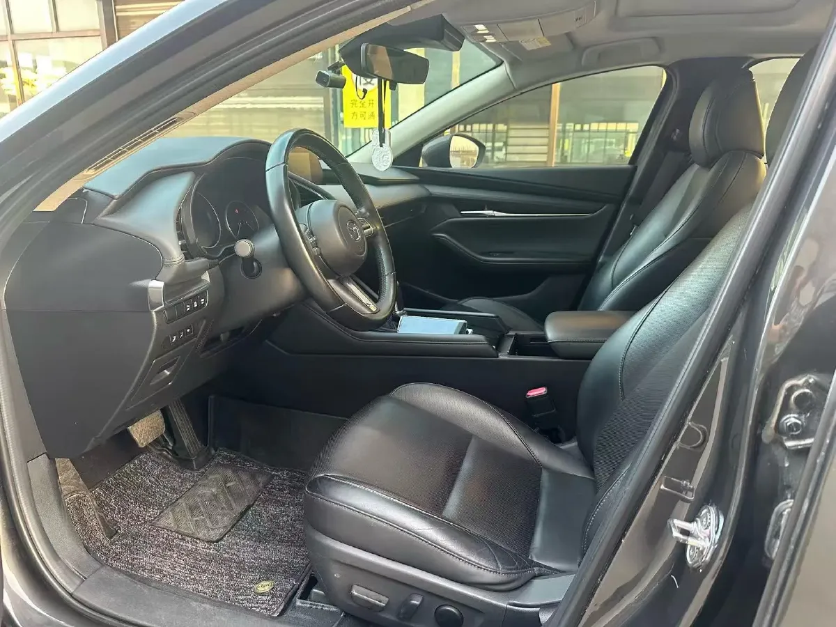 2020 Mazda 3 Axela 2.0L 158HP L4 6AT,autocango,china used car exporter,china ev exporter,chinese used car exporter,chinese used ev exporter