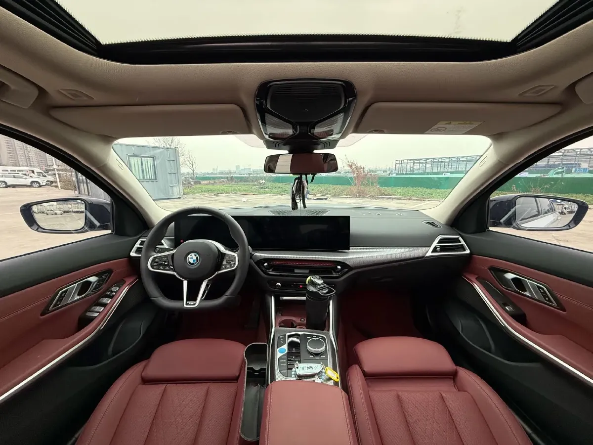 2025 BMW i3 BEV 79.05KWH,autocango,china used car exporter,china ev exporter,chinese used car exporter,chinese used ev exporter