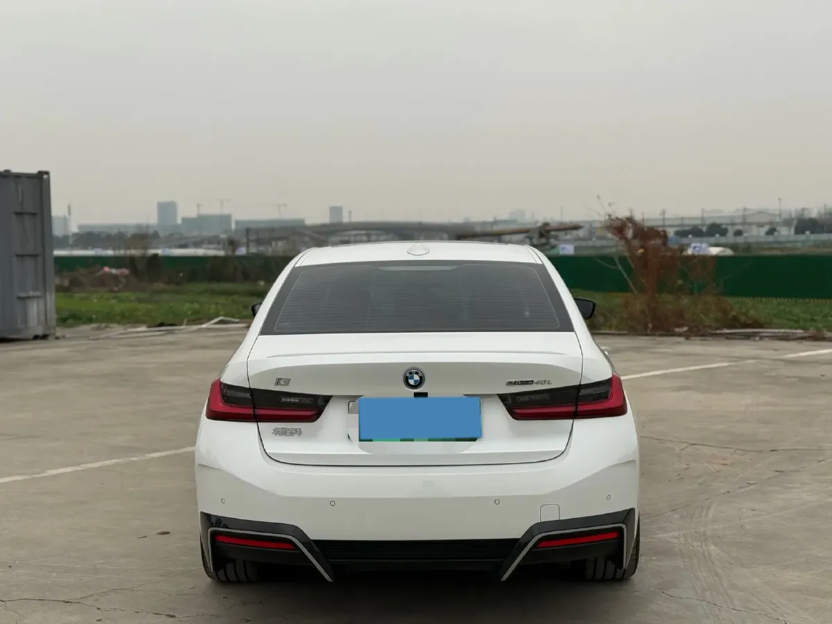 2025 BMW i3 BEV 79.05KWH,autocango,china used car exporter,china ev exporter,chinese used car exporter,chinese used ev exporter