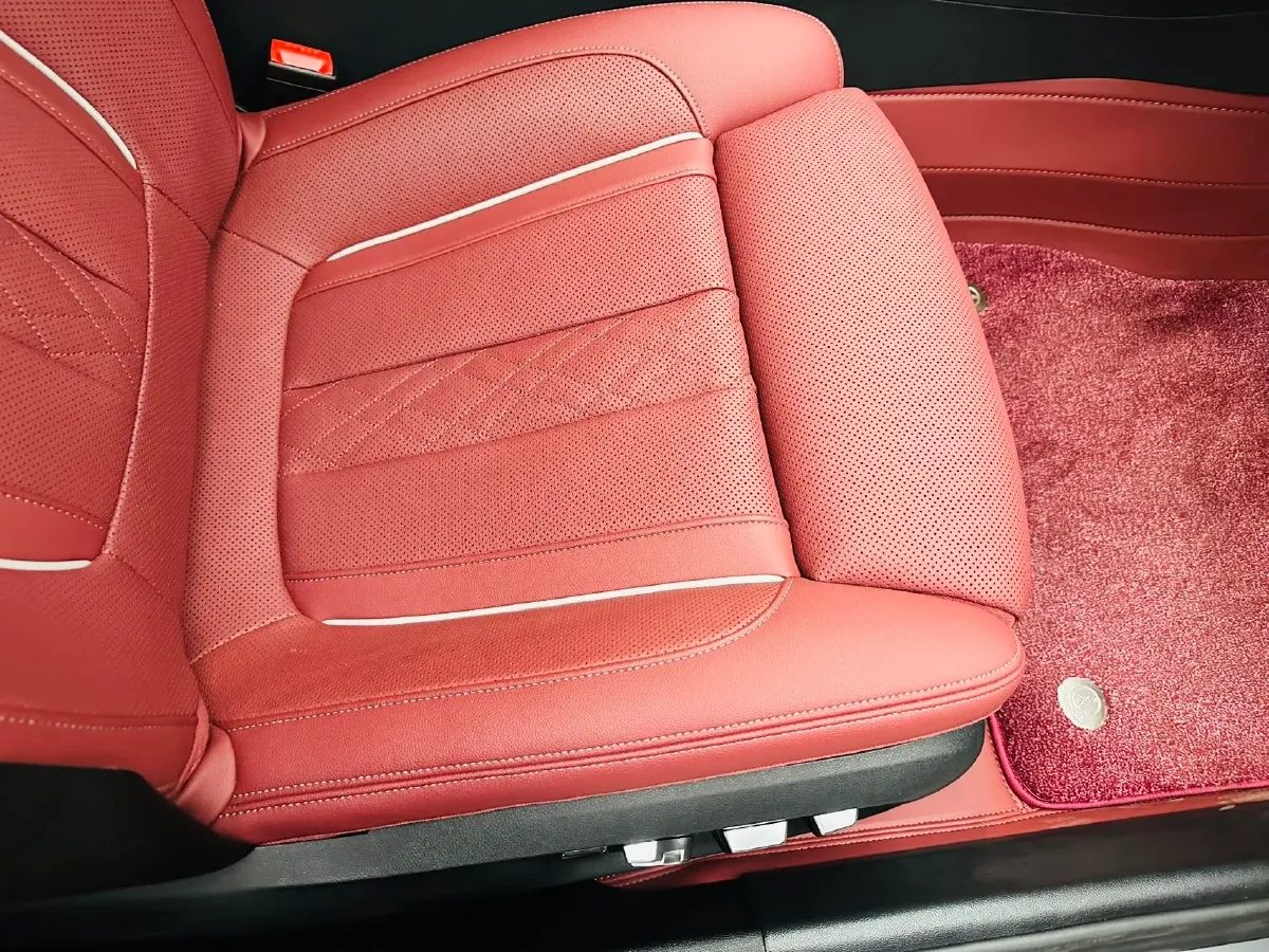 2023 BMW 5 Series 2.0T 245HP L4 8AT,autocango,china used car exporter,china ev exporter,chinese used car exporter,chinese used ev exporter