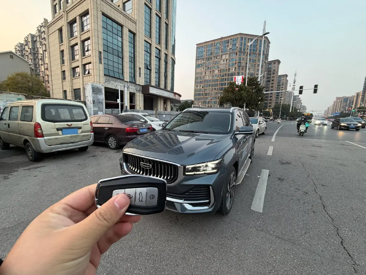 2023 Geely Monjaro 2.0T 238HP L4 8AT