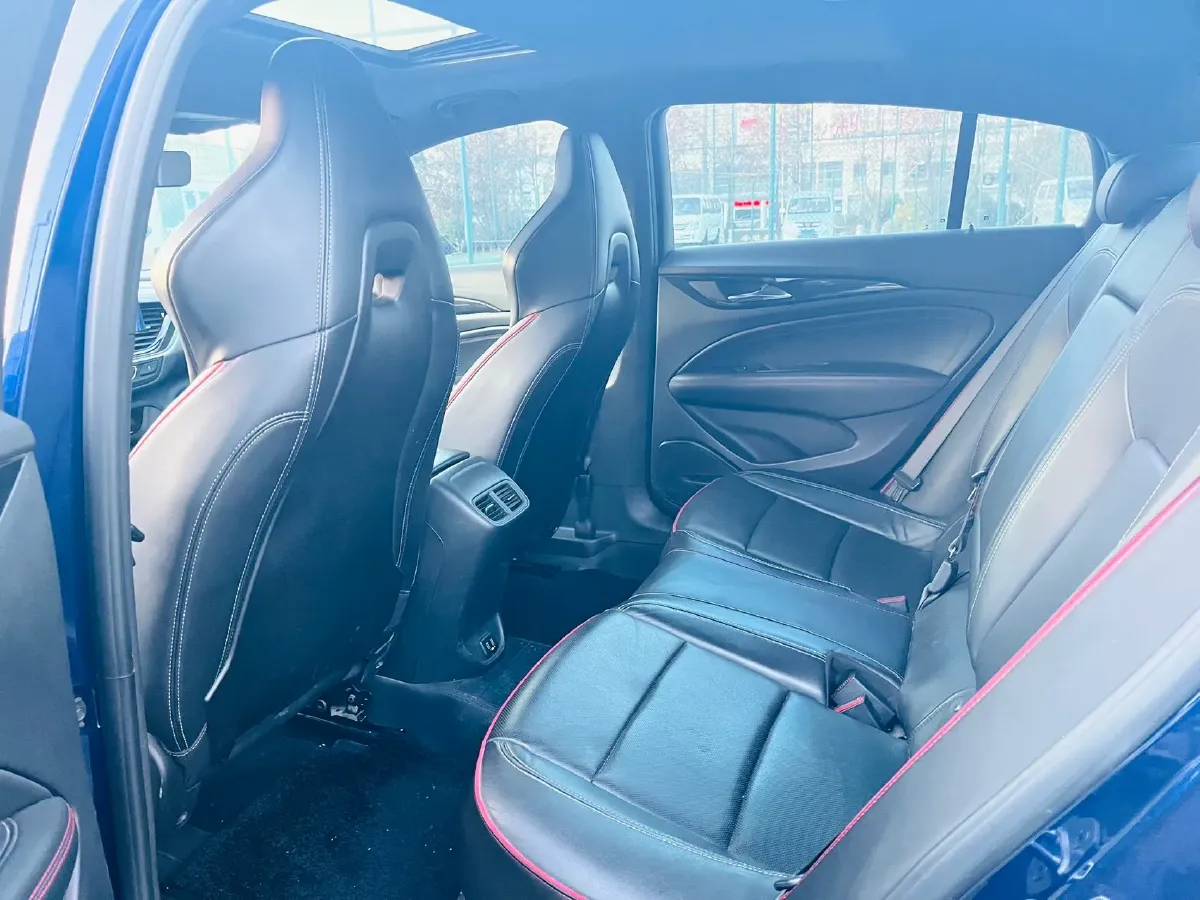 2020 Buick Regal 2.0T 237HP L4 9AT,autocango,china used car exporter,china ev exporter,chinese used car exporter,chinese used ev exporter