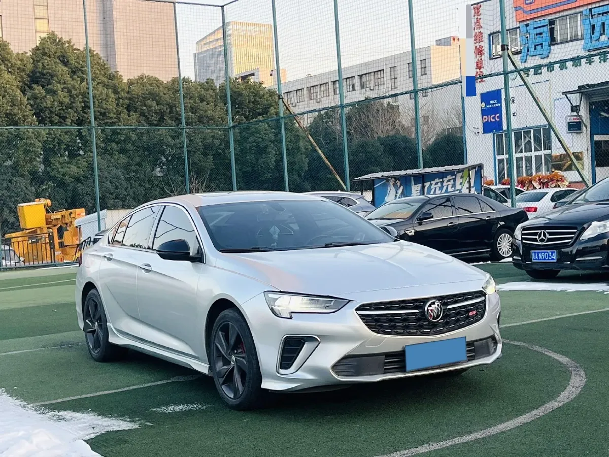 2020 Buick Regal 2.0T 237HP L4 9AT,autocango,china used car exporter,china ev exporter,chinese used car exporter,chinese used ev exporter