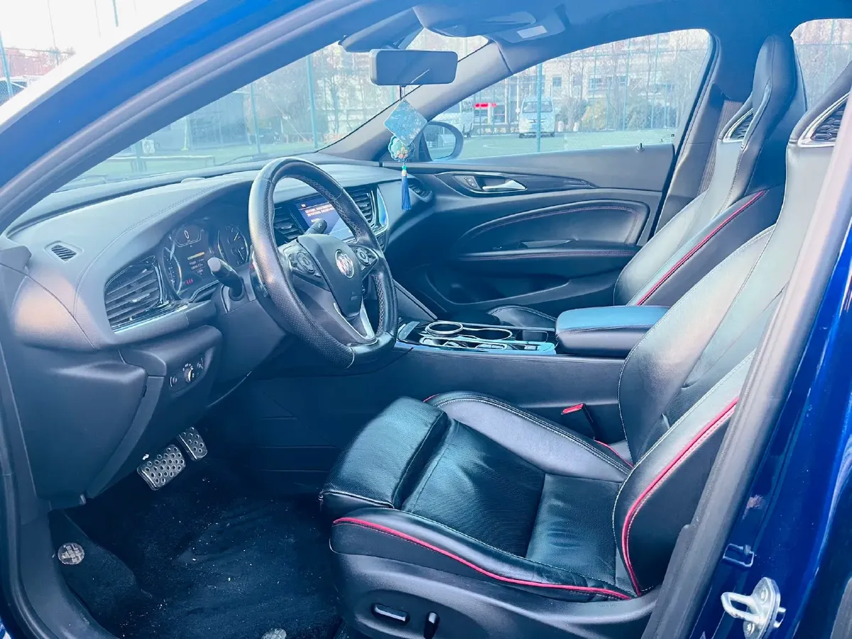 2020 Buick Regal 2.0T 237HP L4 9AT,autocango,china used car exporter,china ev exporter,chinese used car exporter,chinese used ev exporter