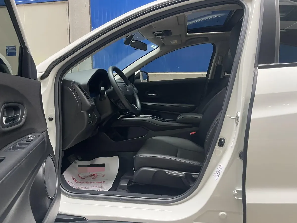 2022 Honda Vezel 1.5L 131HP L4 CVT,autocango,china used car exporter,china ev exporter,chinese used car exporter,chinese used ev exporter