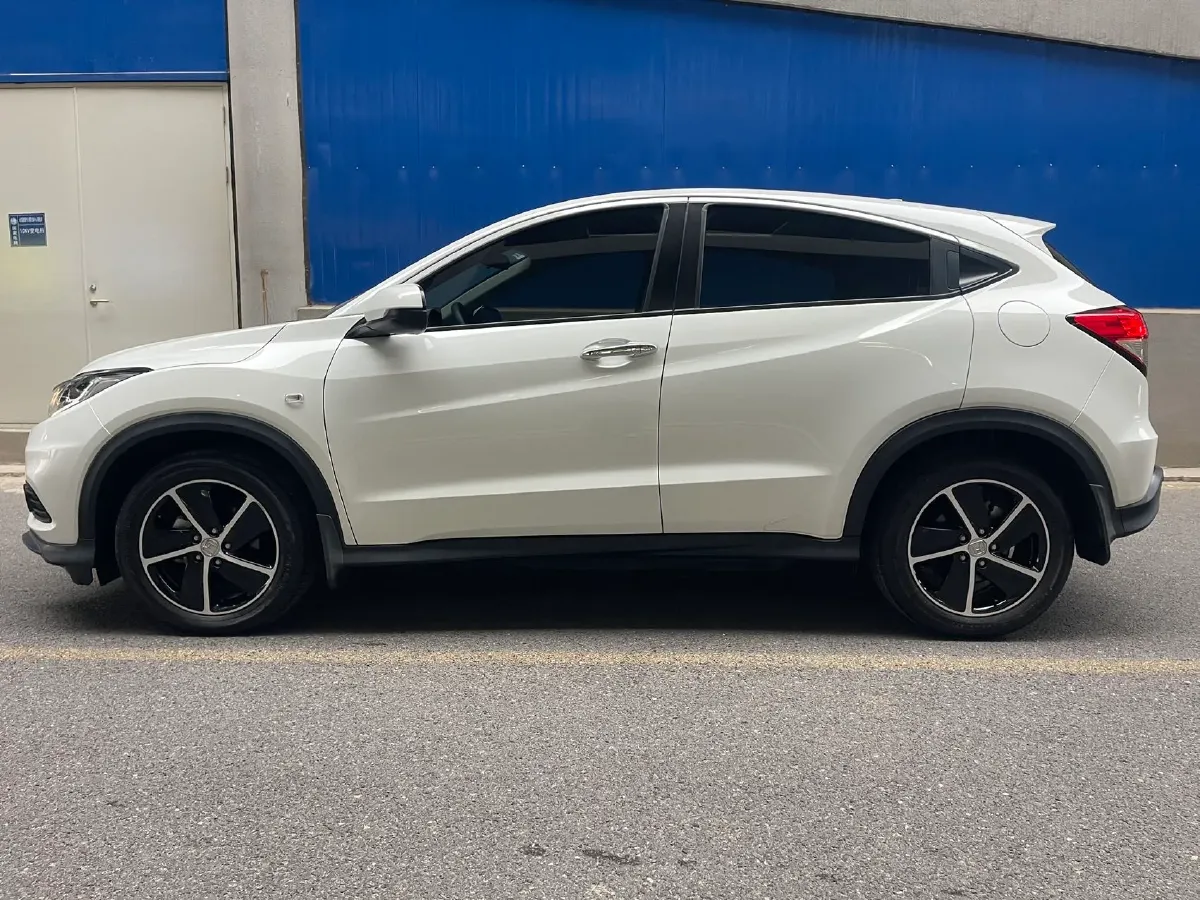 2022 Honda Vezel 1.5L 131HP L4 CVT,autocango,china used car exporter,china ev exporter,chinese used car exporter,chinese used ev exporter