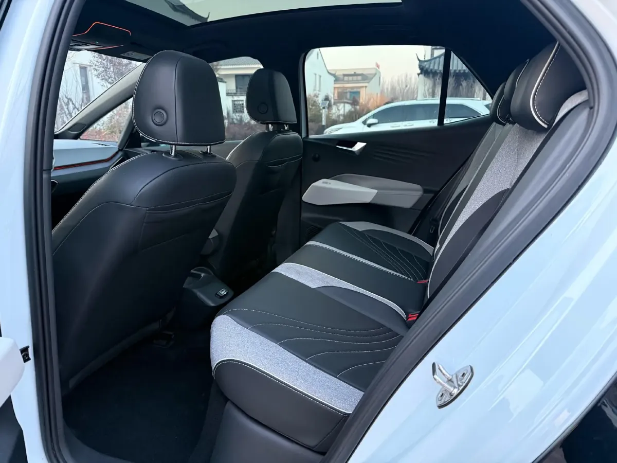 2021 Volkswagen ID.3 BEV 57.3KWH,autocango,china used car exporter,china ev exporter,chinese used car exporter,chinese used ev exporter