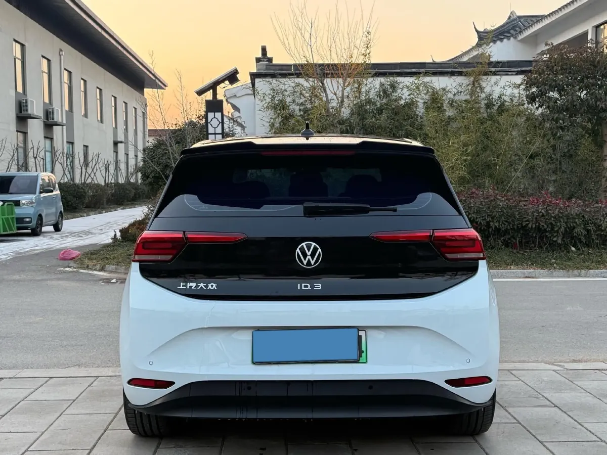 2021 Volkswagen ID.3 BEV 57.3KWH,autocango,china used car exporter,china ev exporter,chinese used car exporter,chinese used ev exporter