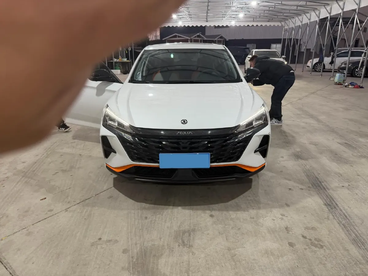 2023 DongFeng Aeolus YiXuan 1.5L 125HP L4 6DCT,autocango,china used car exporter,china ev exporter,chinese used car exporter,chinese used ev exporter
