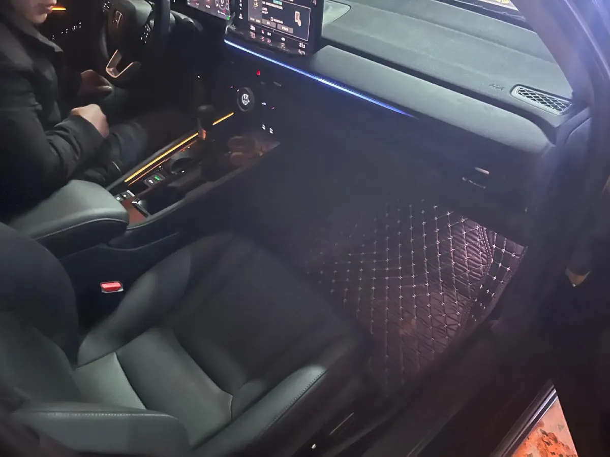 2025 Honda Accord 1.5T 192HP L4 CVT,autocango,china used car exporter,china ev exporter,chinese used car exporter,chinese used ev exporter