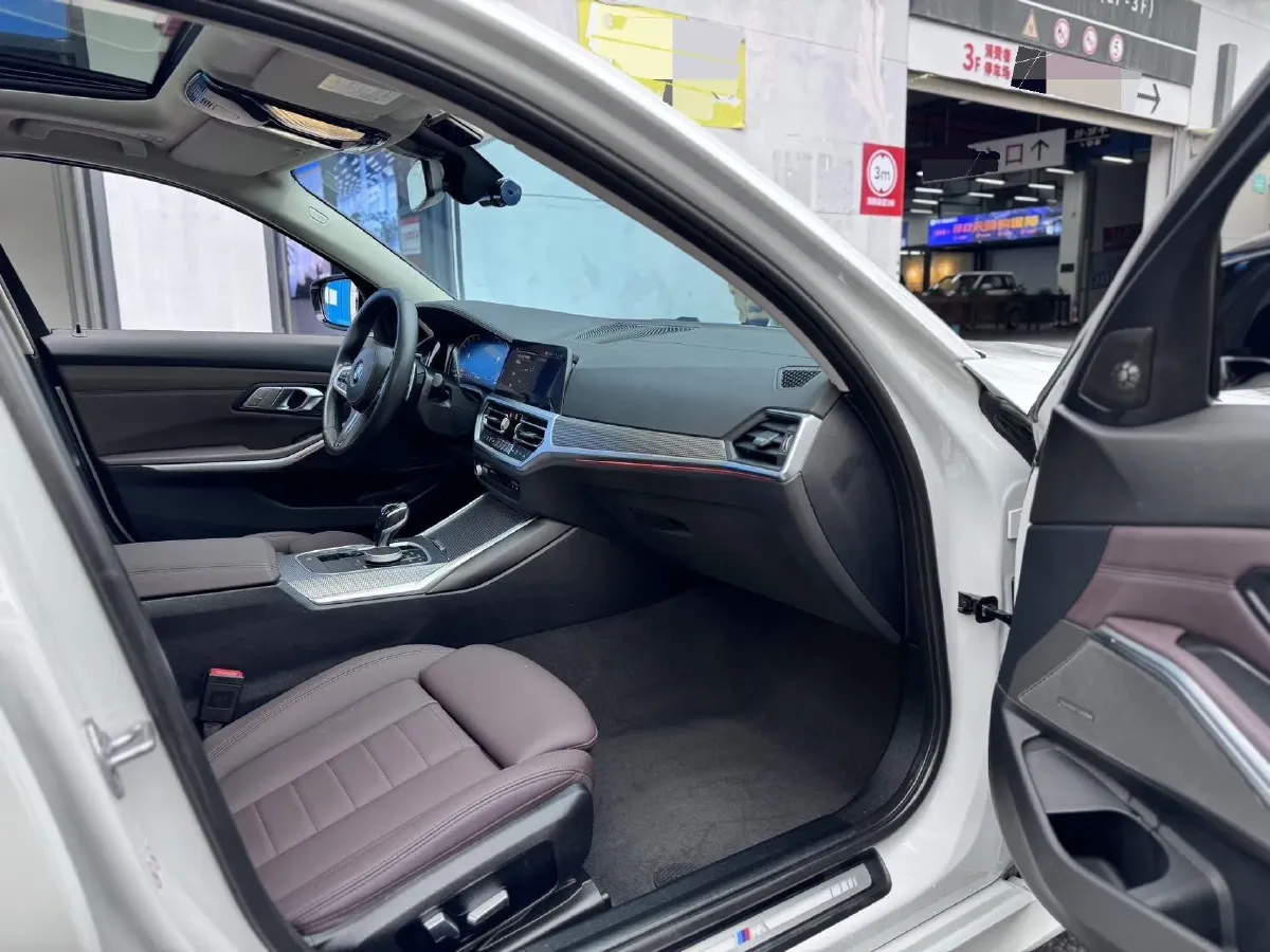 2020 BMW 3 Series 2.0T 184HP L4 8AT,autocango,china used car exporter,china ev exporter,chinese used car exporter,chinese used ev exporter