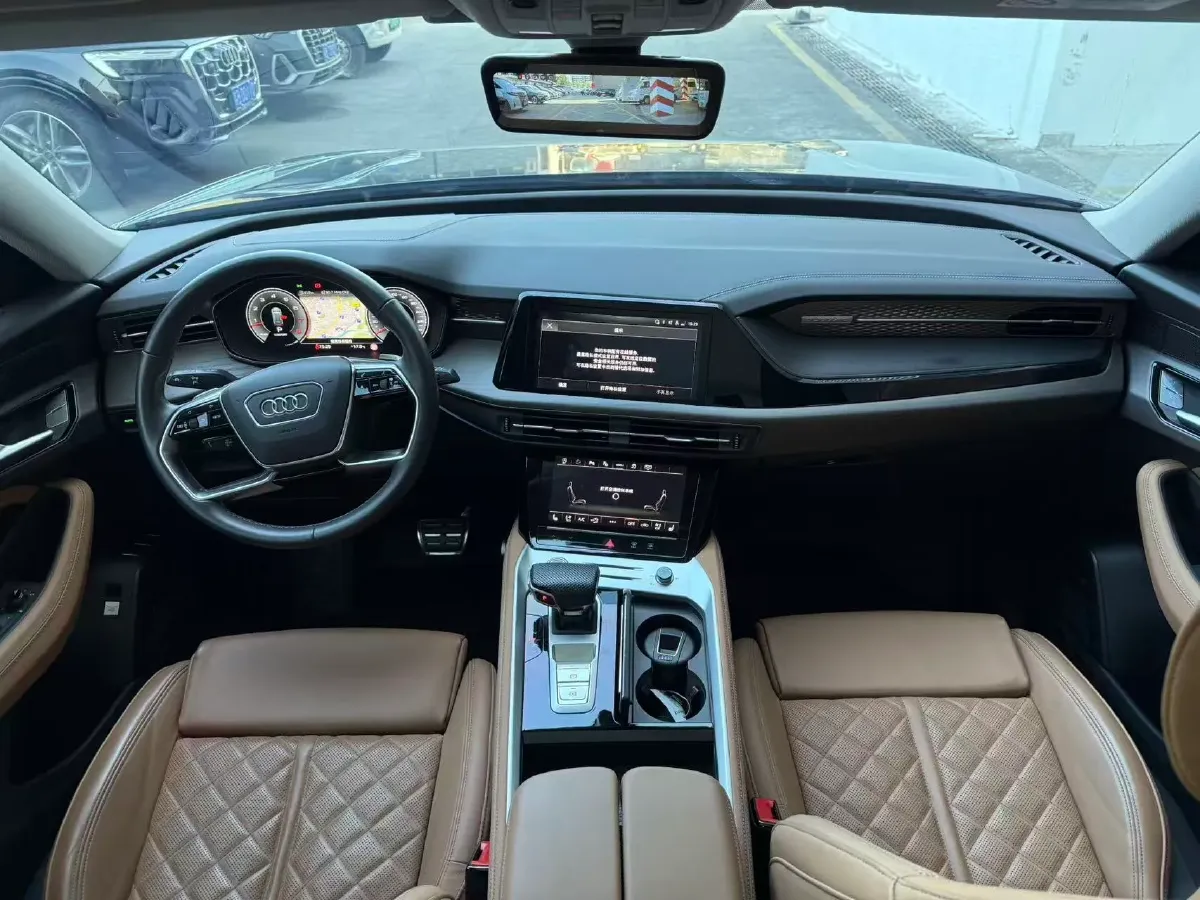 2024 Audi Q6 2.0T 265HP L4 7DCT,autocango,china used car exporter,china ev exporter,chinese used car exporter,chinese used ev exporter