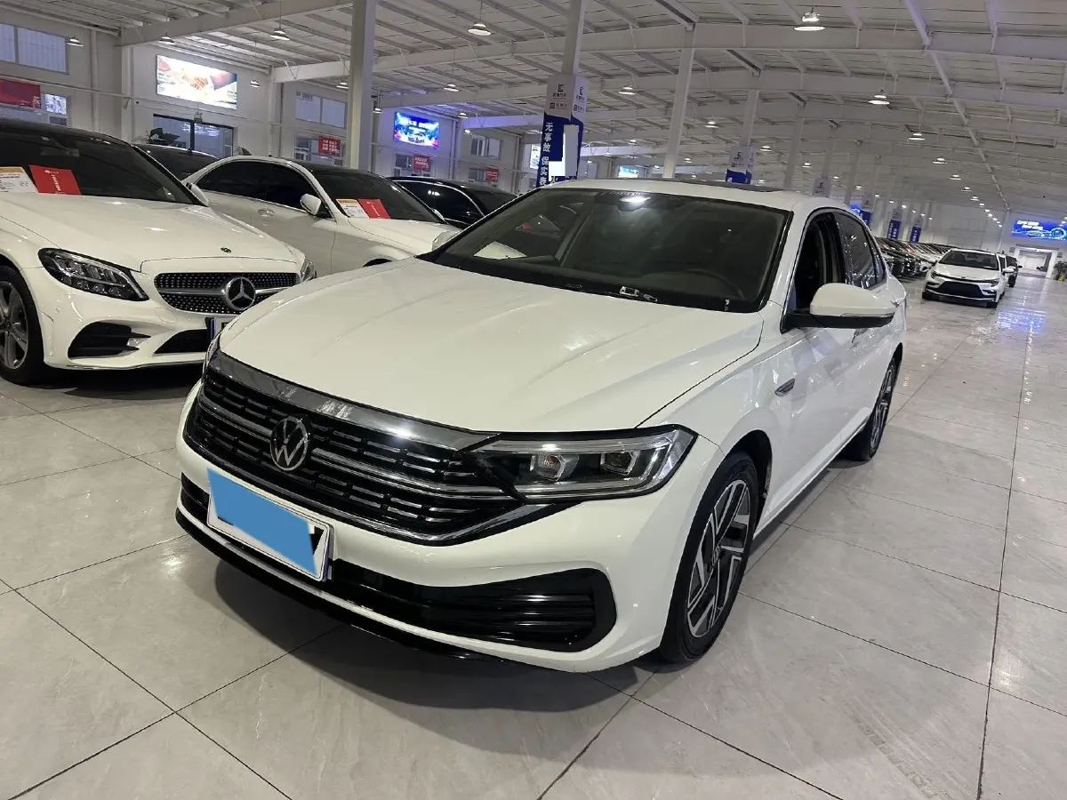 2023 Volkswagen Sagitar 1.5T 160HP L4 7DCT,autocango,china used car exporter,china ev exporter,chinese used car exporter,chinese used ev exporter