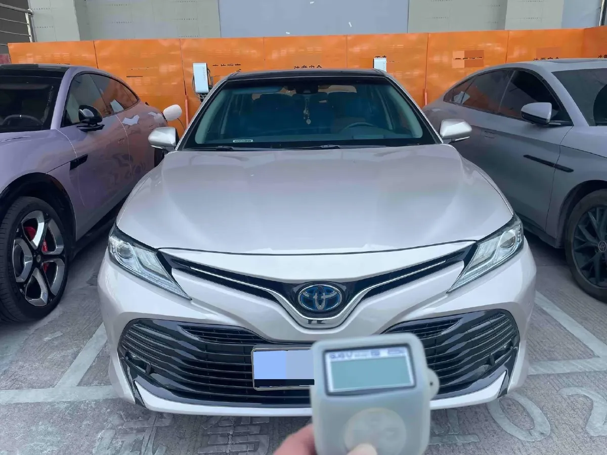 2018 Toyota Camry 2.5L 178HP L4 E-CVT Hybrid,autocango,china used car exporter,china ev exporter,chinese used car exporter,chinese used ev exporter