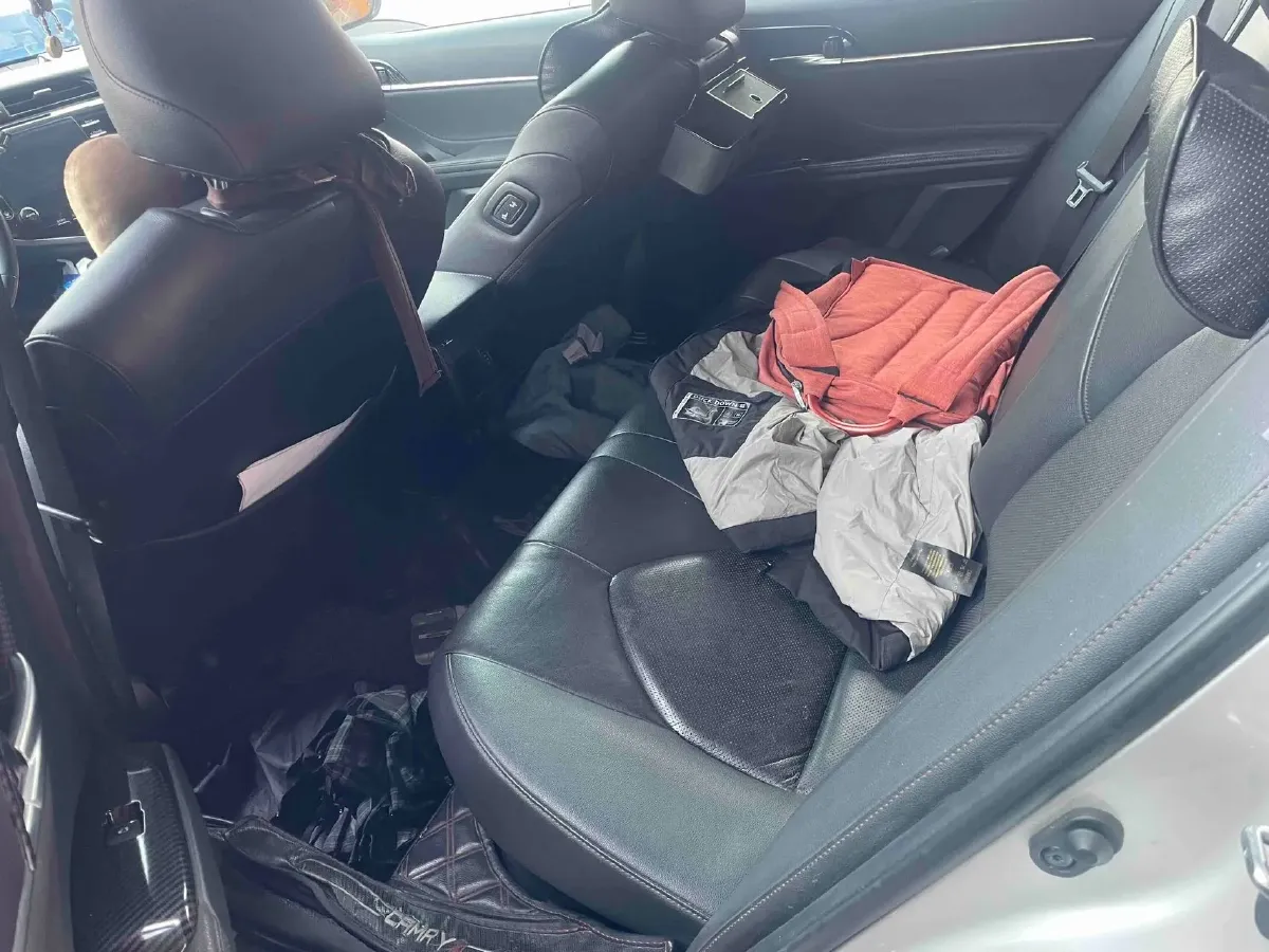 2018 Toyota Camry 2.5L 178HP L4 E-CVT Hybrid,autocango,china used car exporter,china ev exporter,chinese used car exporter,chinese used ev exporter