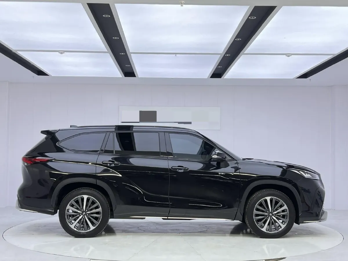 2024 Toyota Crown Kluger 2.5L 189HP L4 E-CVT Hybrid,autocango,china used car exporter,china ev exporter,chinese used car exporter,chinese used ev exporter