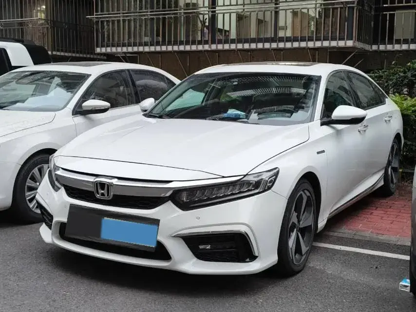 2019 Honda Inspire 2.0L 146HP L4 E-CVT Hybrid