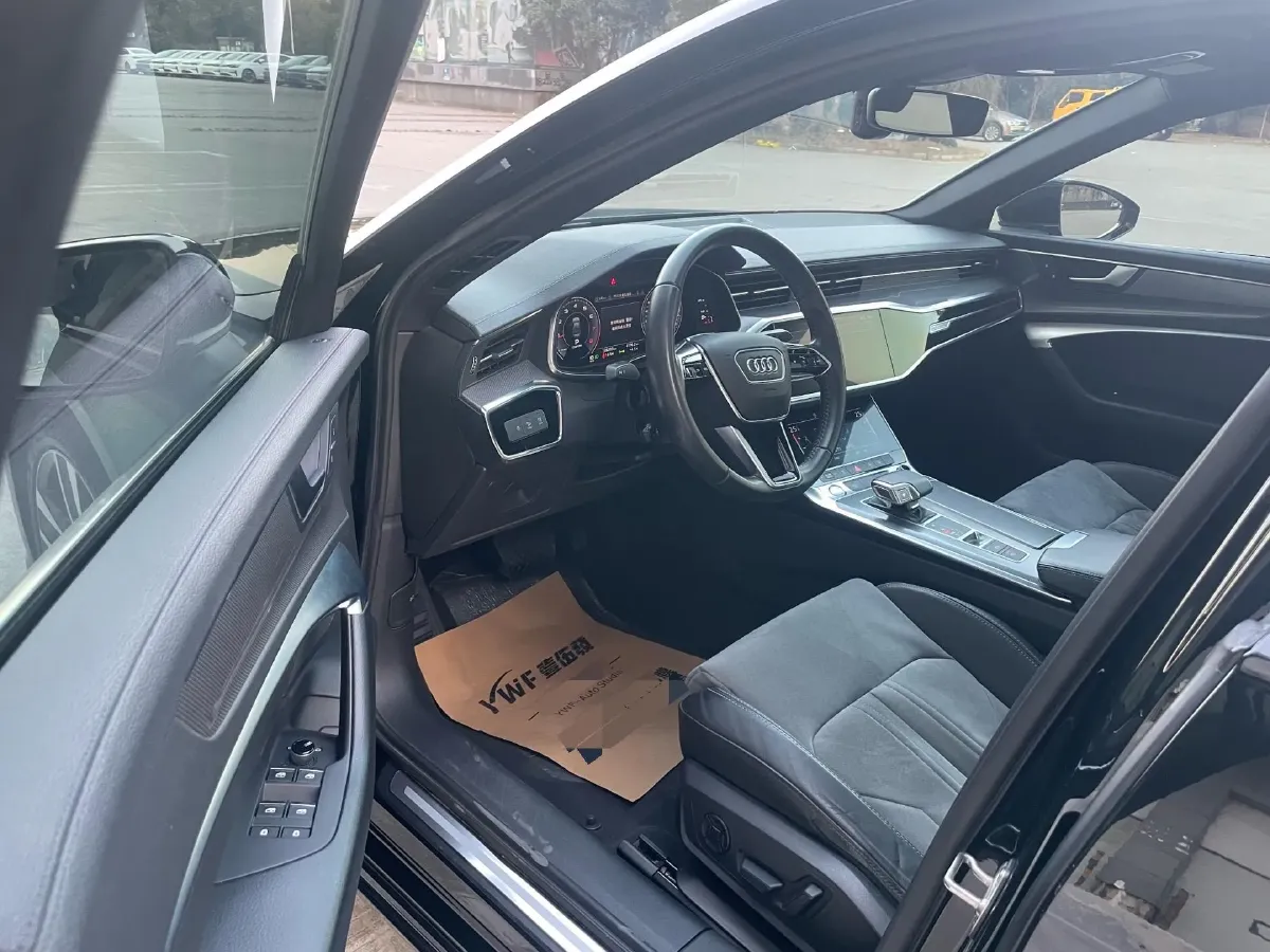 2019 Mercedes-Benz E Class 1.5T 184HP L4 9AT,autocango,china used car exporter,china ev exporter,chinese used car exporter,chinese used ev exporter