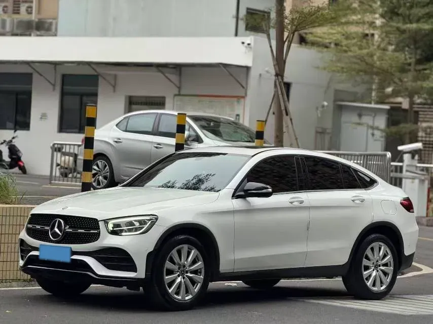 2020 Mercedes-Benz GLC Coupe 2.0T 197HP L4 9AT,autocango,china used car exporter,china ev exporter,chinese used car exporter,chinese used ev exporter