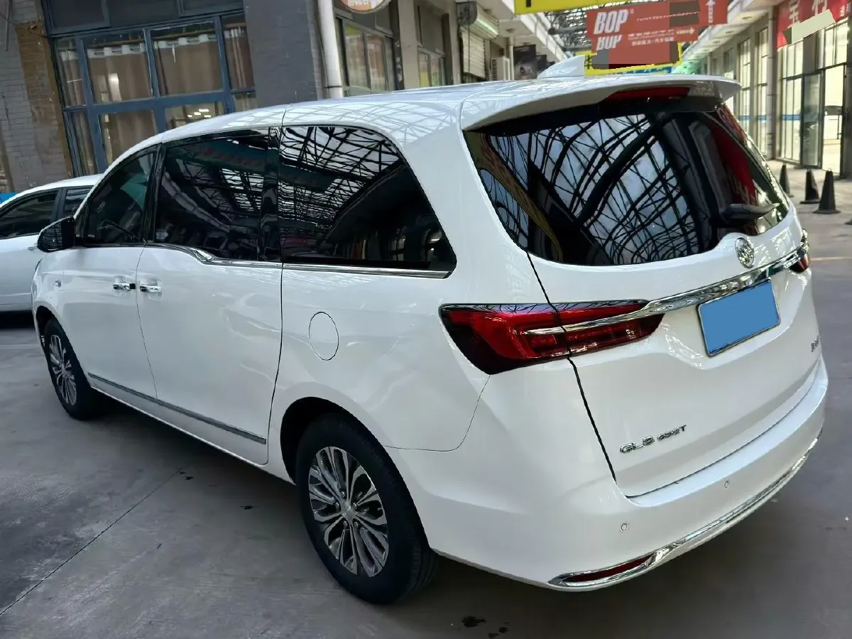 2022 Buick GL8 2.0T 237HP L4 9AT,autocango,china used car exporter,china ev exporter,chinese used car exporter,chinese used ev exporter