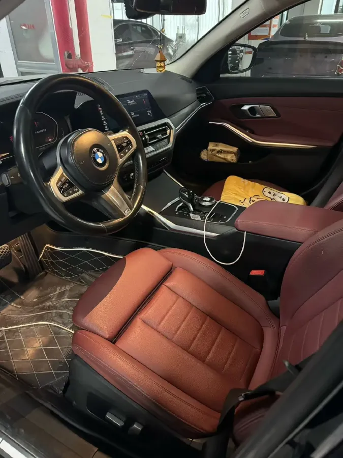 2021 BMW 3 Series 2.0T 184HP L4 8AT,autocango,china used car exporter,china ev exporter,chinese used car exporter,chinese used ev exporter