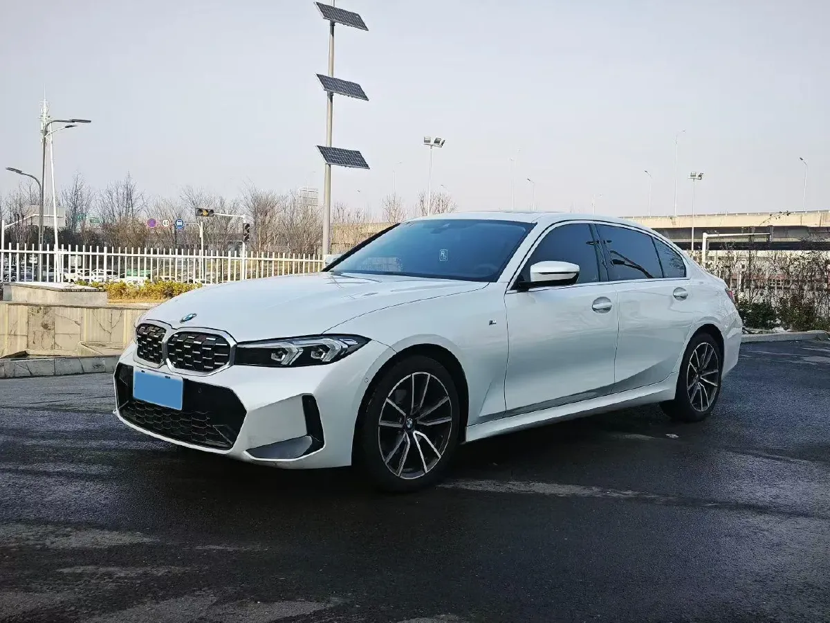 2024 BMW 3 Series 2.0T 184HP L4 8AT,autocango,china used car exporter,china ev exporter,chinese used car exporter,chinese used ev exporter