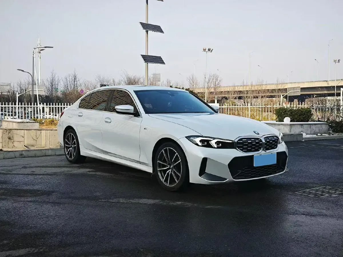2024 BMW 3 Series 2.0T 184HP L4 8AT,autocango,china used car exporter,china ev exporter,chinese used car exporter,chinese used ev exporter