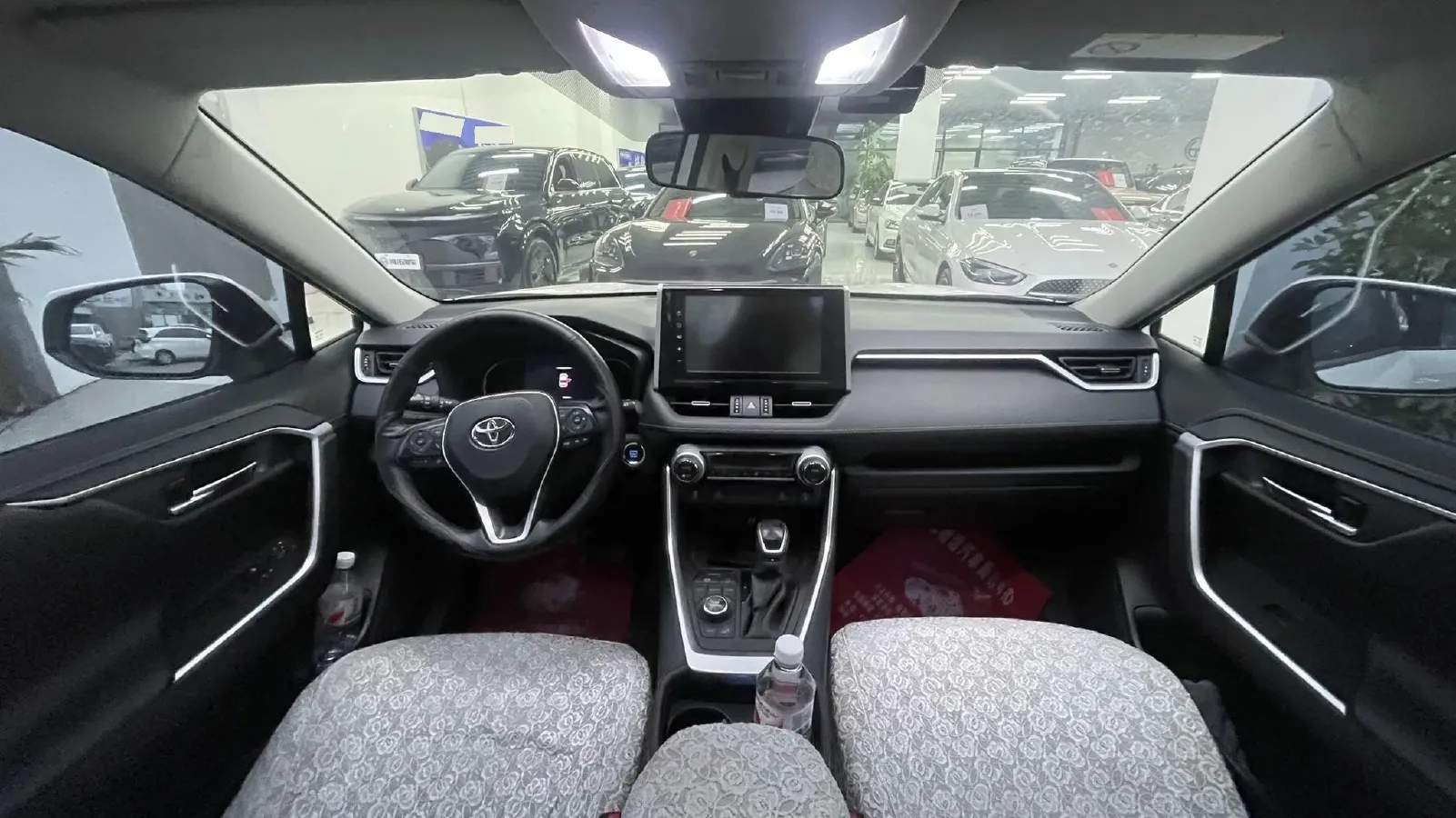 2021 Toyota RAV4 2.0L 171HP L4 CVT,autocango,china used car exporter,china ev exporter,chinese used car exporter,chinese used ev exporter